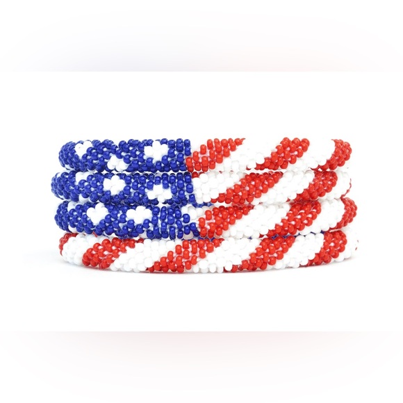 Sashka Co. USA Flag Beaded Bracelet (1 Bracelet) - Picture 3 of 12